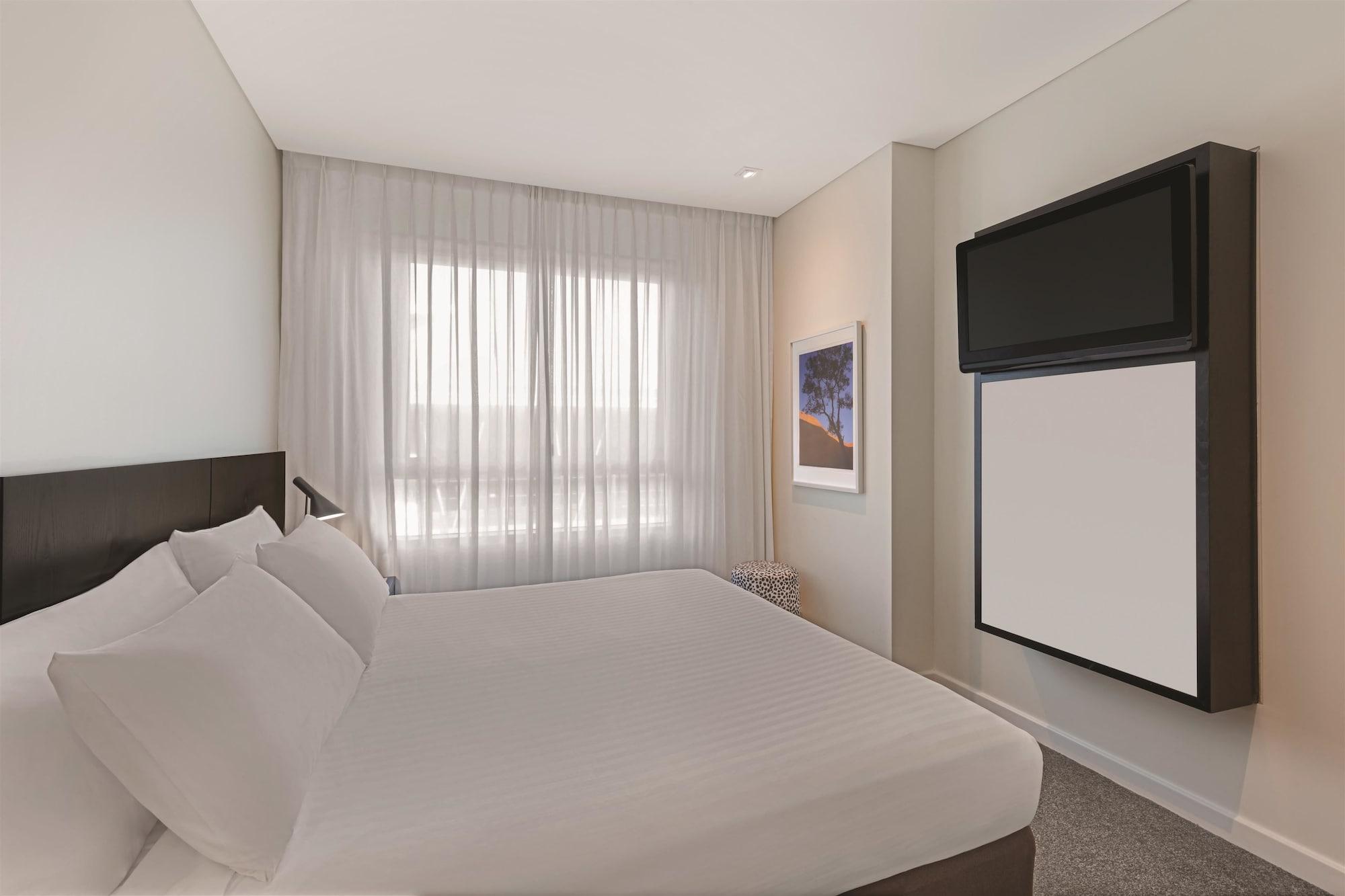 Adina Apartment Hotel Перт Екстер'єр фото