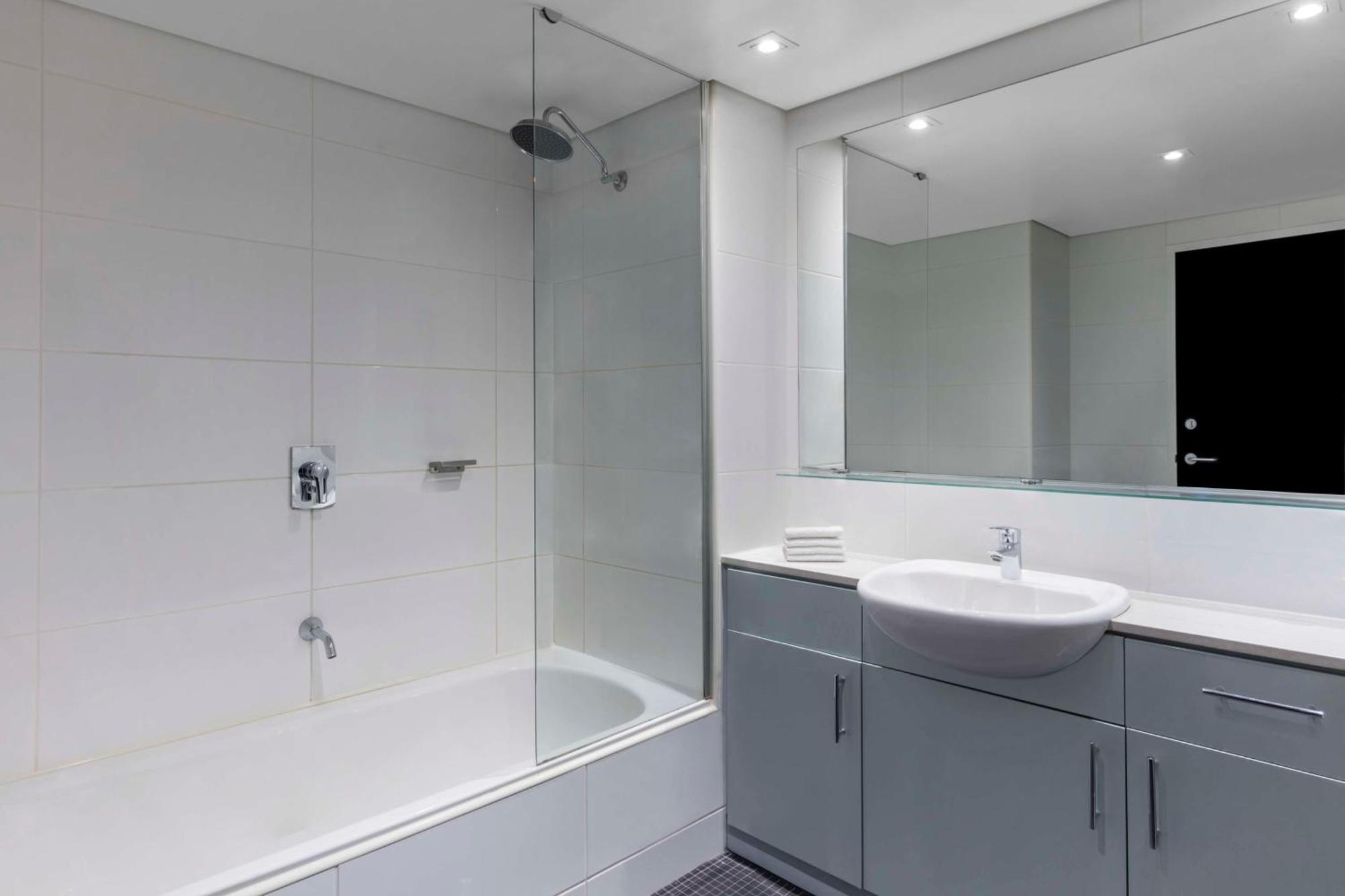 Adina Apartment Hotel Перт Екстер'єр фото